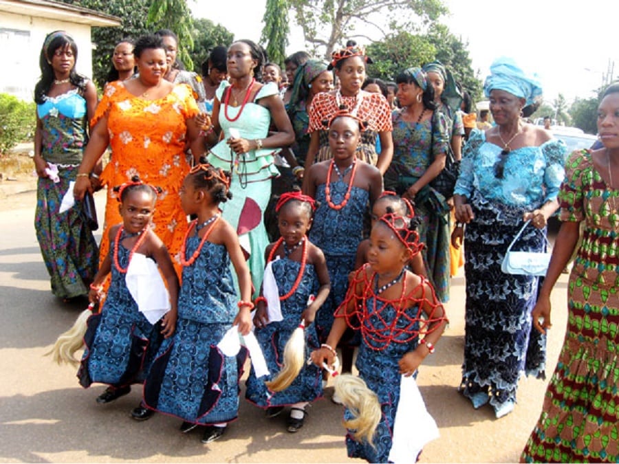 A traditional marriage procession in Afikpo | Photo credit: afikpoonline.com