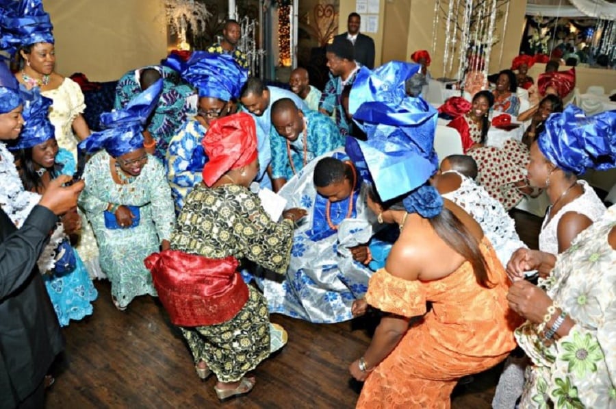 Rich and colorful traditional marriage ceremony in Imo state | Photo credit: date360.net