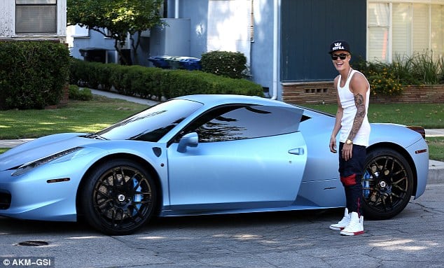 Justin Bieber blue Ferarri car