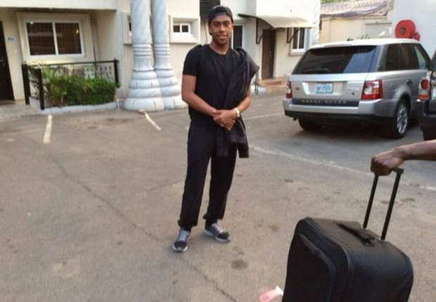 Arsenal striker Alex Iwobi arrive the Abuja camp