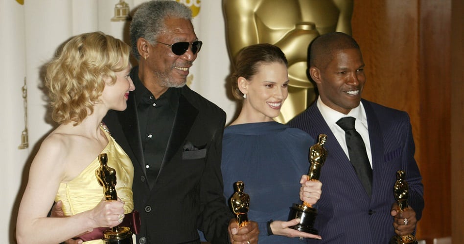 at the The 77th Annual Academy Awards - Press Room, Kodak Theatre, Hollywood