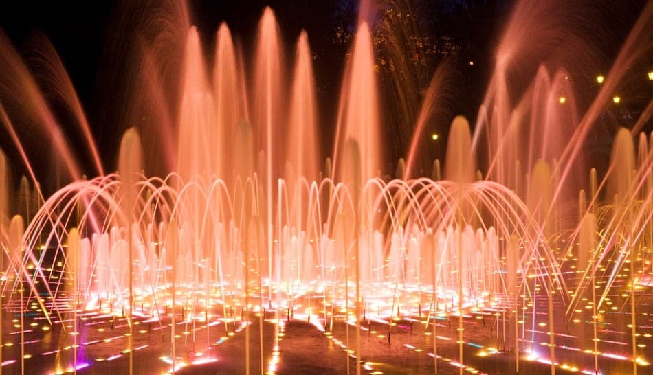shining fountain Big Fountain in Tsaritsyno Park