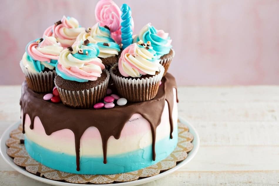 cupcake birthday cake