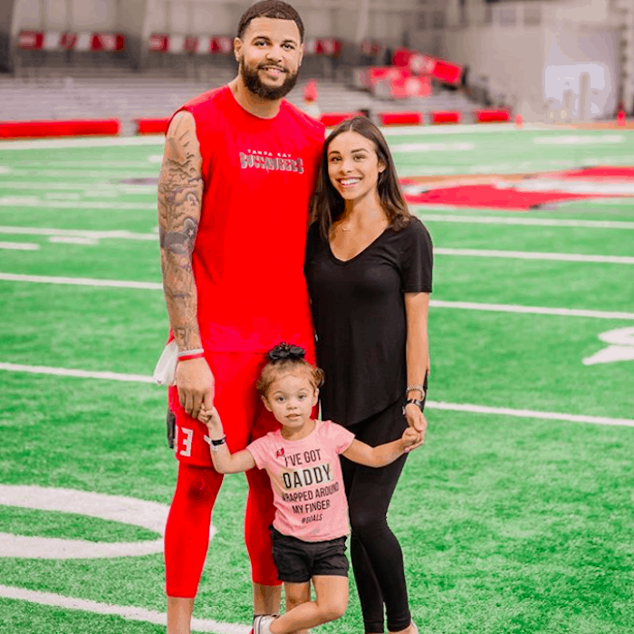 Who is Ashli Dotson, Mike Evans' wife? All the facts and details