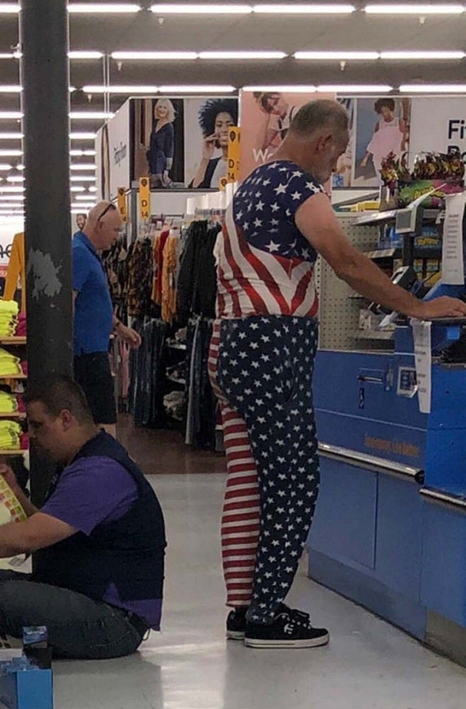 The Best Of The Weirdest Shoppers Caught On Camera Page