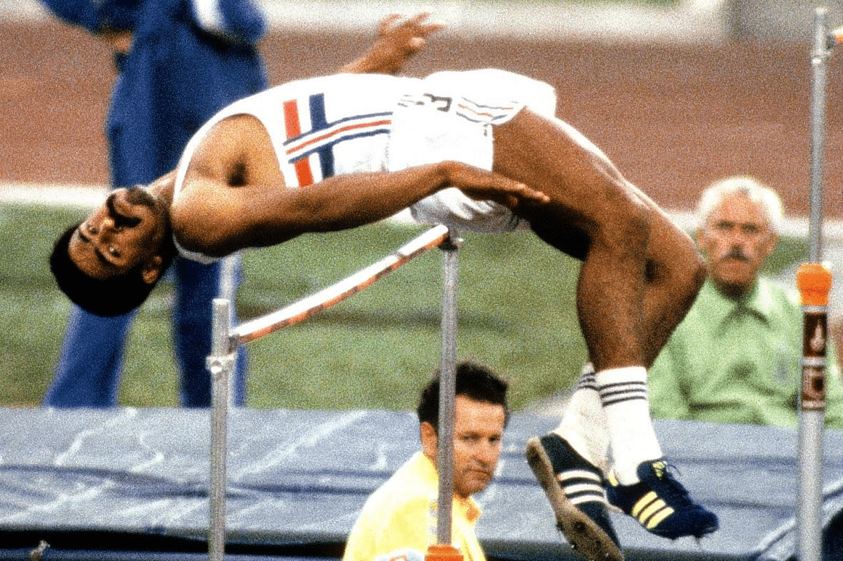 Terry Perdue 25 Memorable Olympic Highlights of the ’70s–’80s – Page 19
