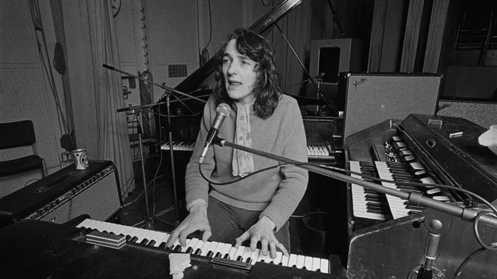 27 Most Famous Instruments Ever Made – Page 15
